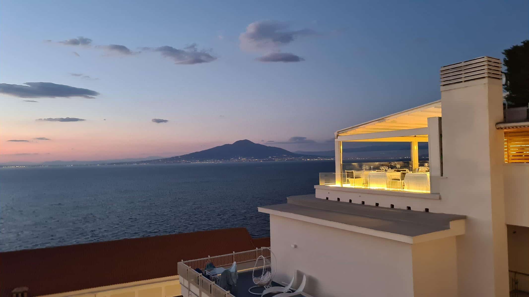 Sorrento restaurants with a view Terrazza Vittoria Restaurant on the top of Hotel Continental 31