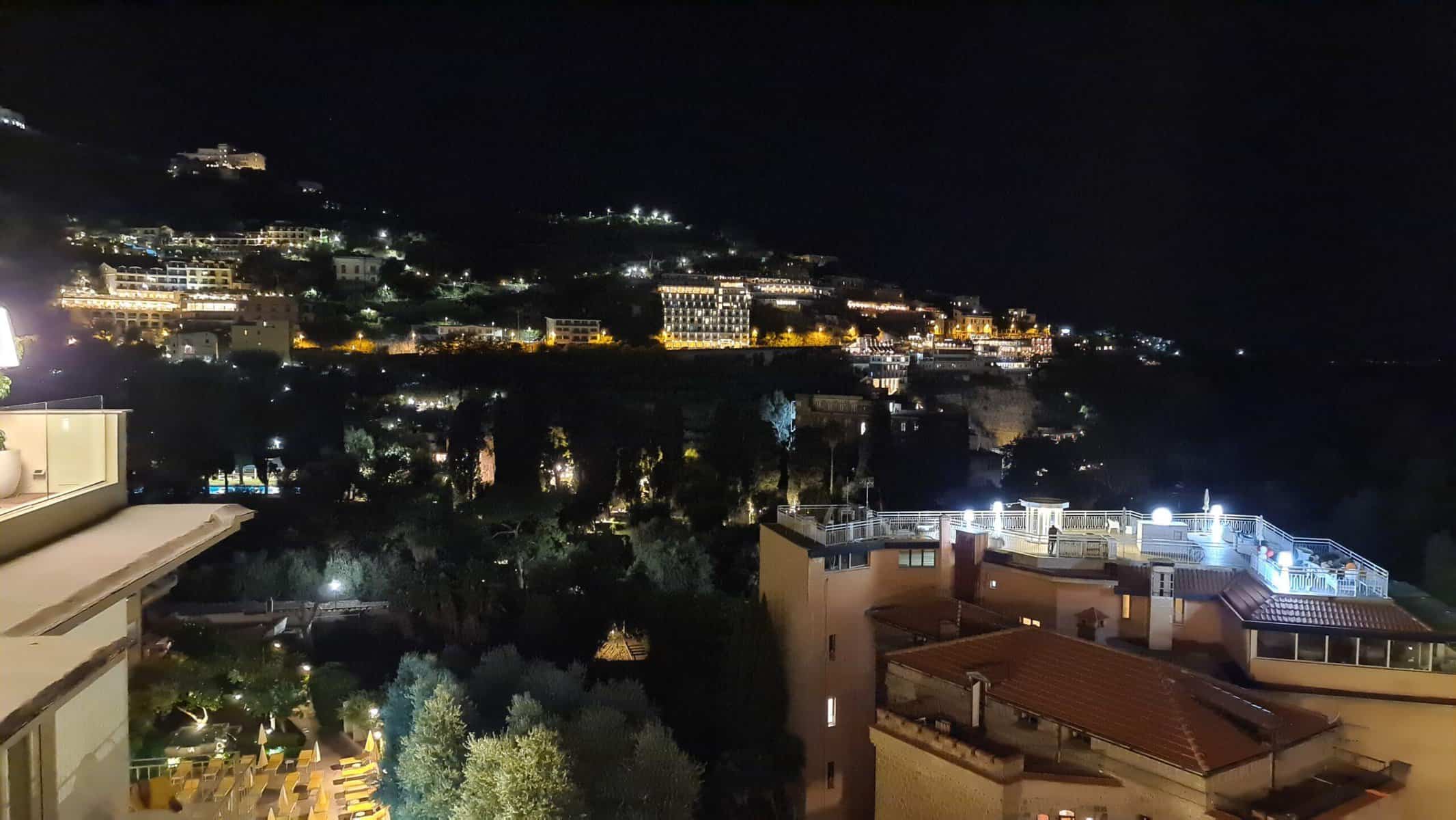 Sorrento restaurants with a view Terrazza Vittoria Restaurant on the top of Hotel Continental 36